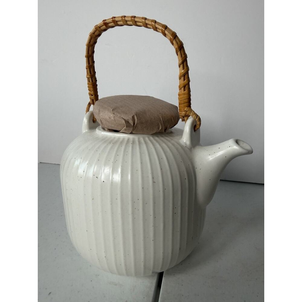 Our Table Landon 1.21 Quart Stoneware Teapot in Seasalt